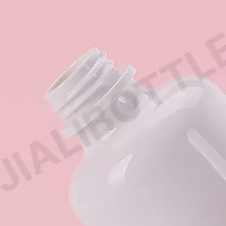 Screw bottle mouth